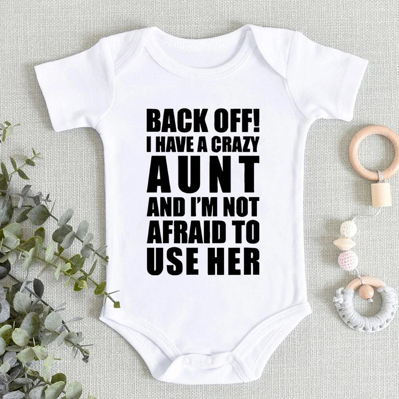 “Crazy Aunt” Romper – Voor baby’s met pittige tantes 😄