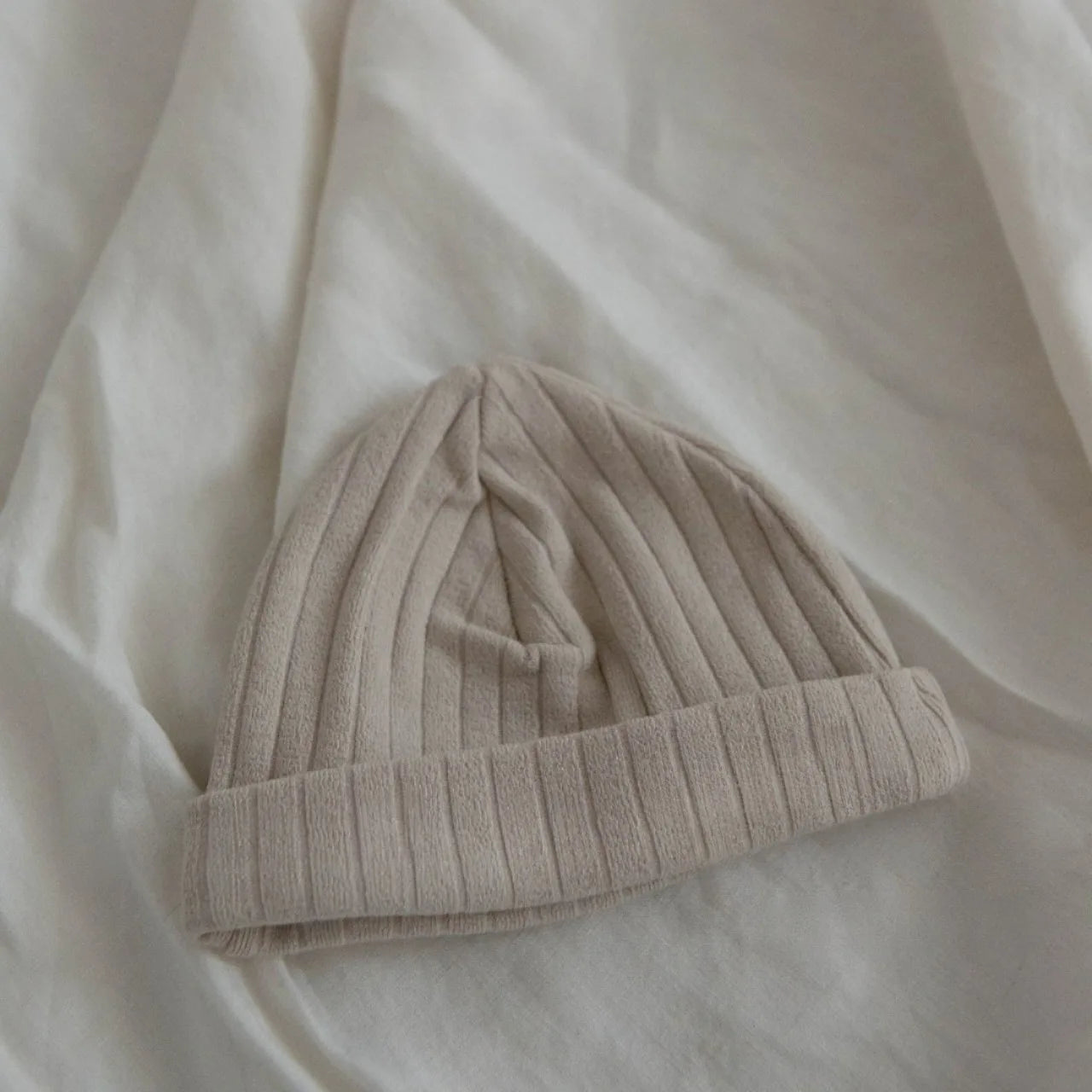 3-Delige Baby Set – Geribde Top, Broek & Mutsje – Comfortabel & Casual