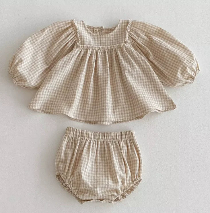 Vintage Baby Set – Romantisch 2-Delig Setje met Kant en Lange Mouwen