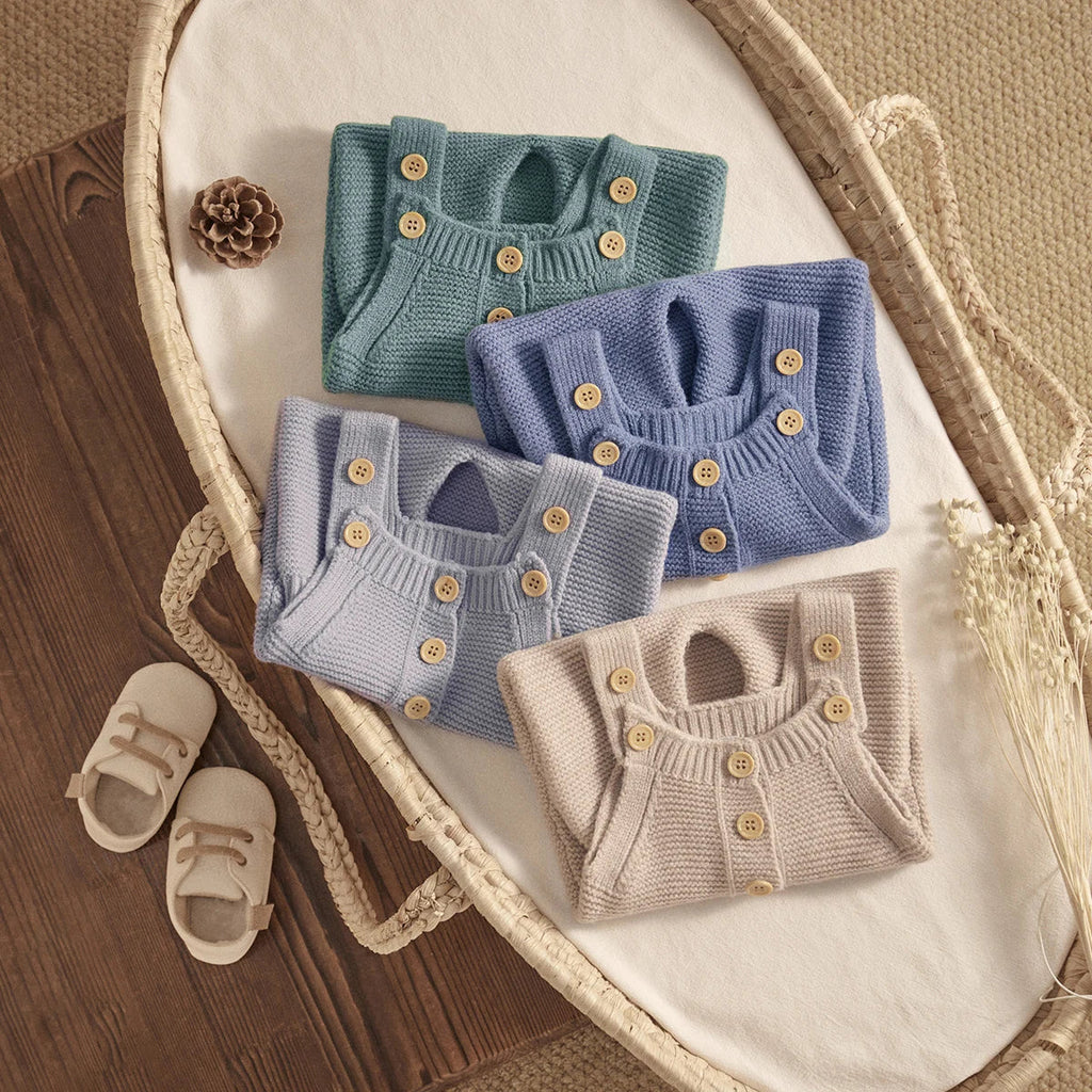 Gebreide Baby Overal – Mouwloze Jumpsuit met Knoopjes