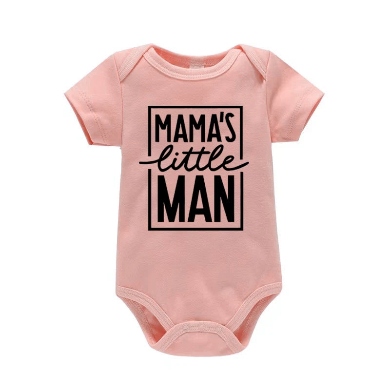 “Mama’s Little Man” Romper – Voor de liefste kleine vent 💙