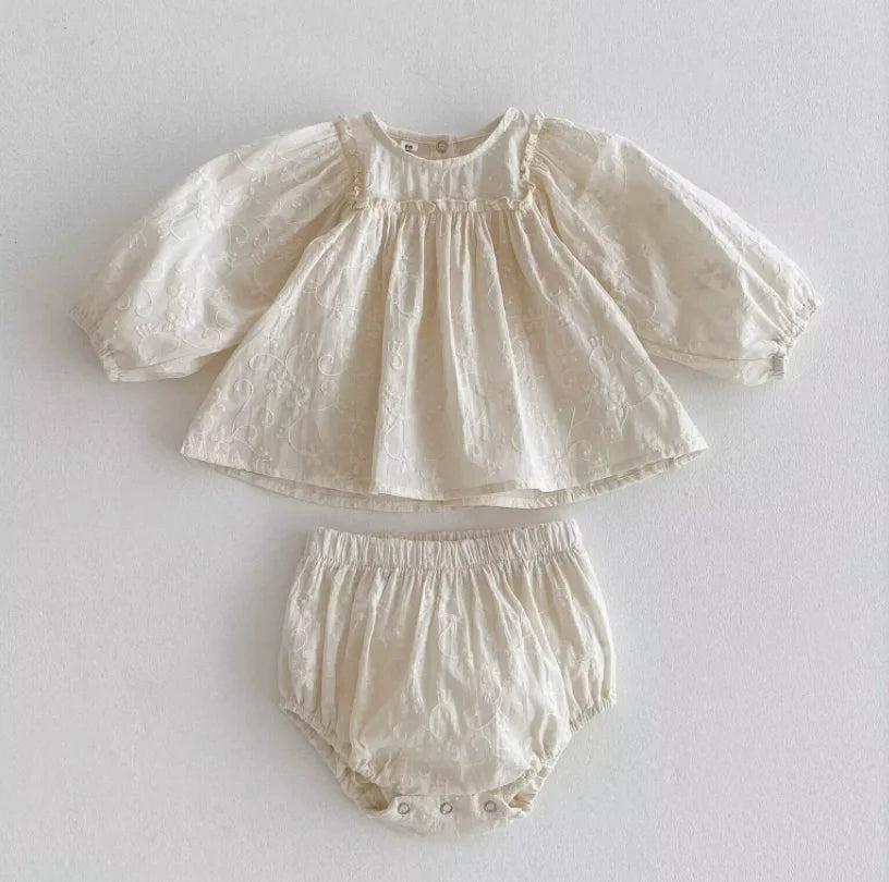 Vintage Baby Set – Romantisch 2-Delig Setje met Kant en Lange Mouwen