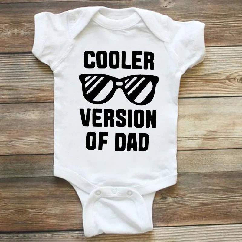 Cooler Version of Dad” Romper – Stoer & Grappig