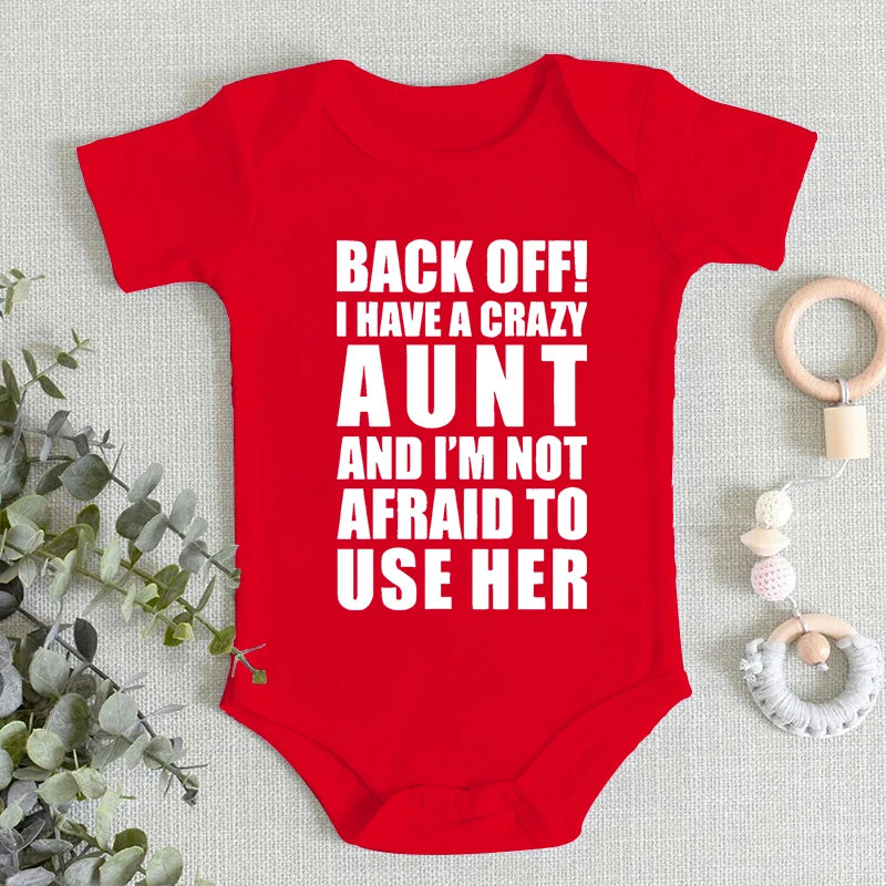 “Crazy Aunt” Romper – Voor baby’s met pittige tantes 😄