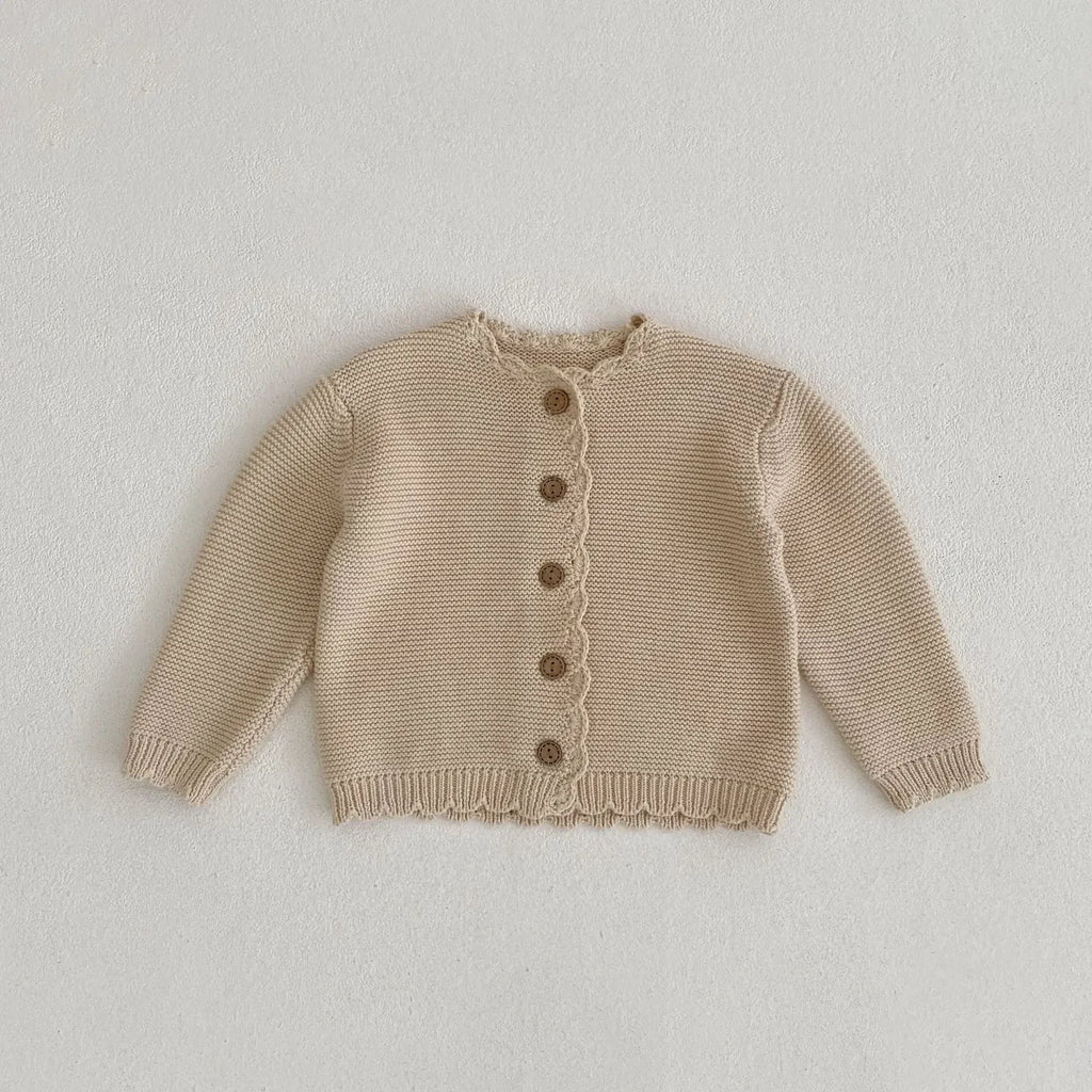 Gebreid Babyvestje – Zacht, Stijlvol en Tijdloos